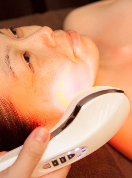 フォトフェイシャルW照射・フェイスリフト