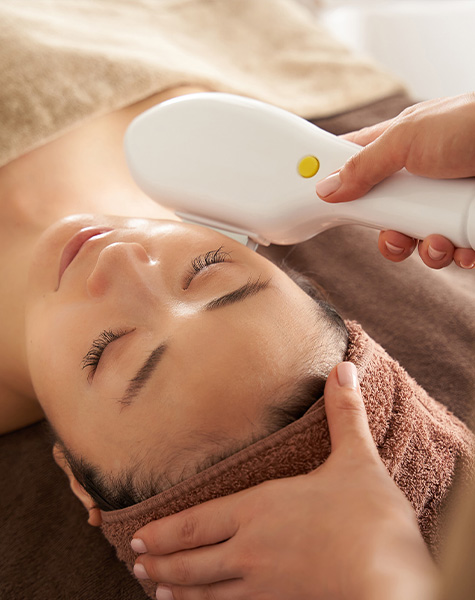 シミ専用美白美容液導入